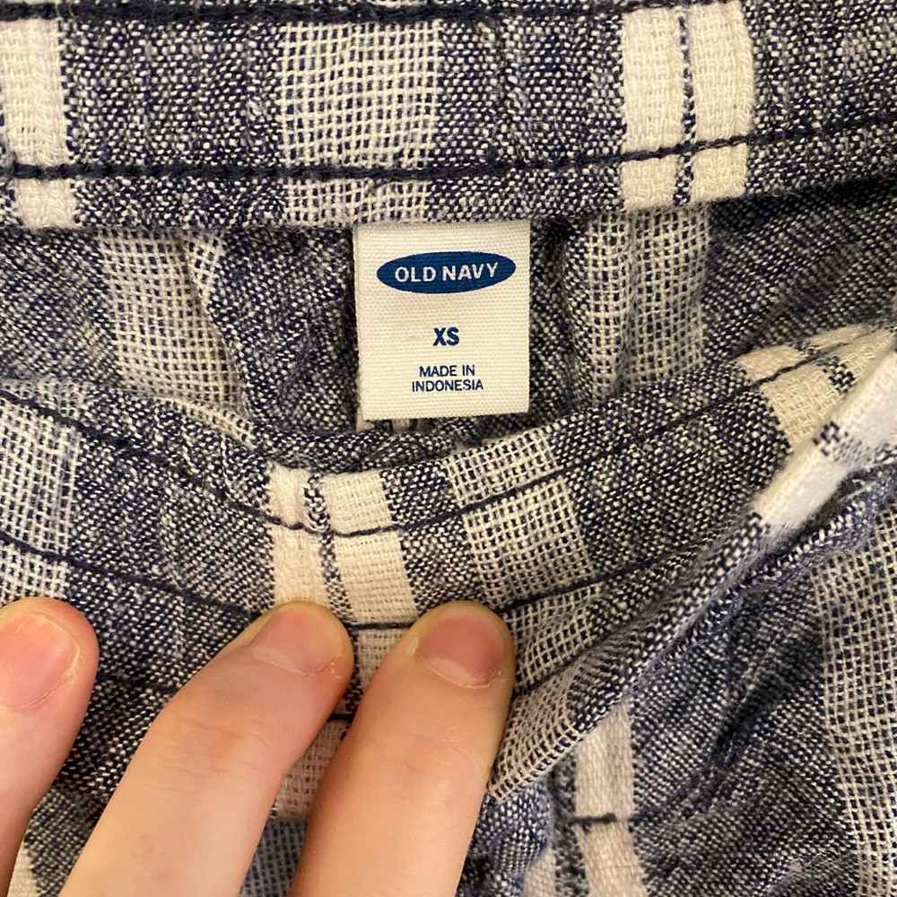 Shorts - Picture 4 of 5